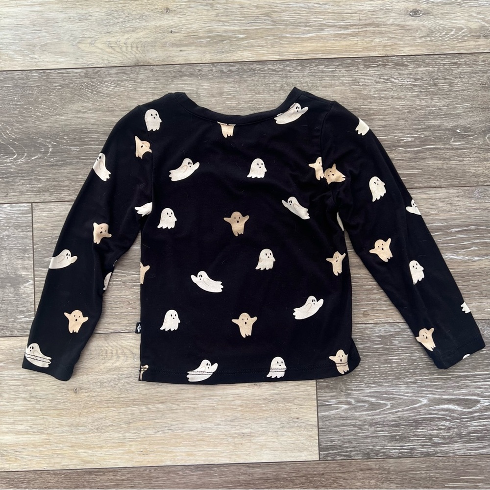 Kyte Baby 18-24M Long Sleeve Toddler Crew Neck Tee in Ghost 👻